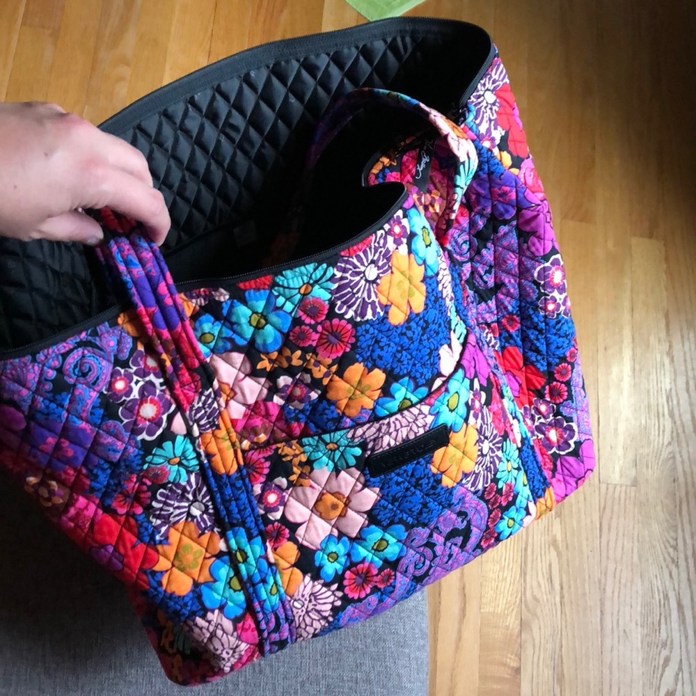 Vera Bradley tote